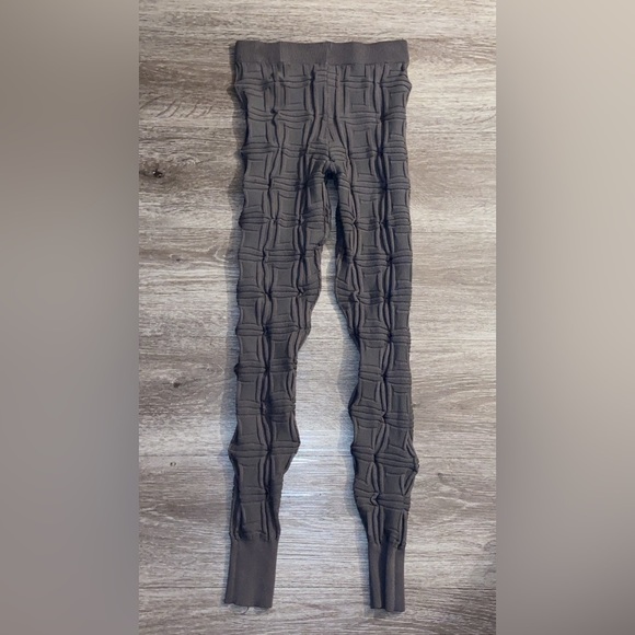 Solid rib-knit crop top 2 piece set ♡. - Picture 4 of 5